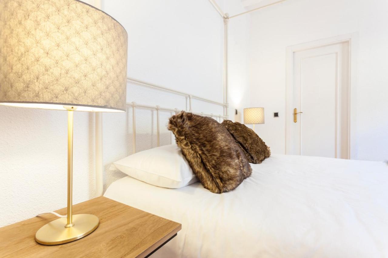 Apartamento Gran Via Terrace En Madrid Luaran gambar