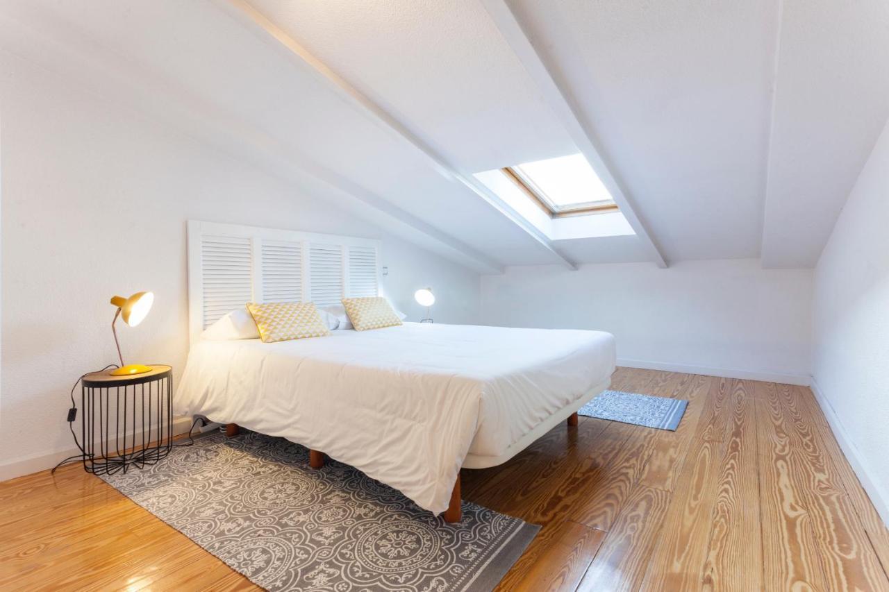 Apartamento Gran Via Terrace En Madrid Luaran gambar