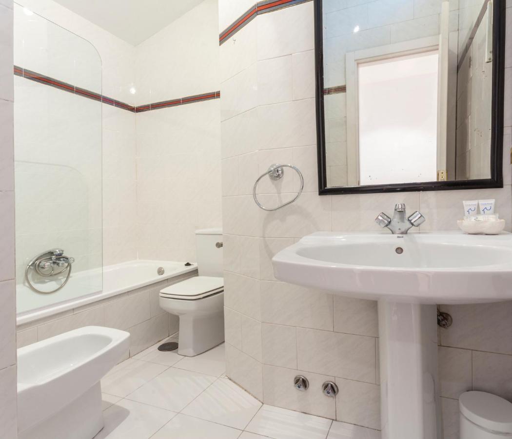 Apartamento Gran Via Terrace En Madrid Luaran gambar